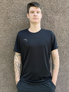 Футболка муж. 852515107C-8 черный ANTA 