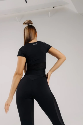 Топ FORSTRONG CHARISMA  491010-черный