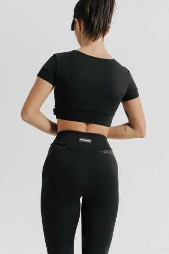 Топ FORSTRONG WILD 681010-черный 